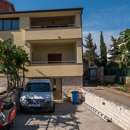Apartman Slavko 克尔克 外观 照片