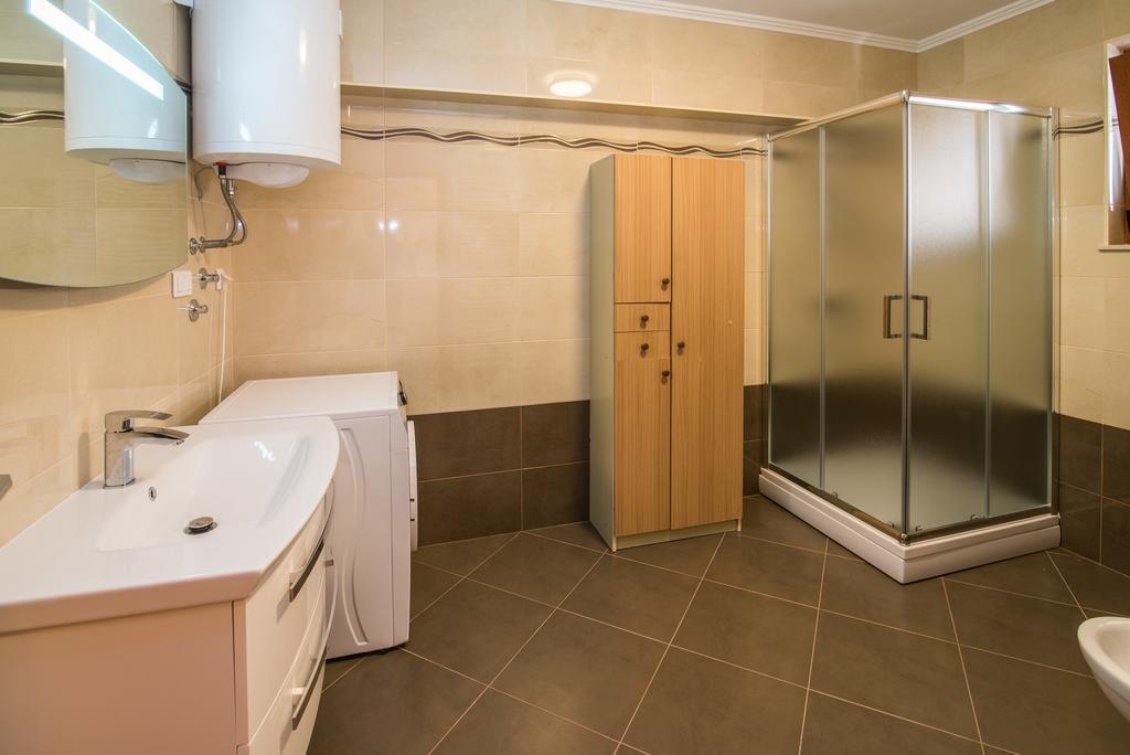 Apartman Slavko 克尔克 外观 照片