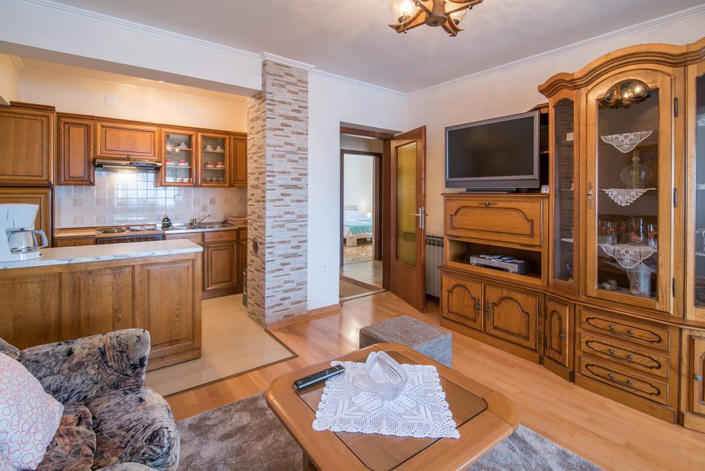 Apartman Slavko 克尔克 外观 照片