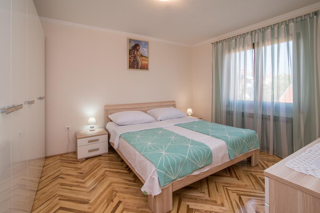 Apartman Slavko 克尔克 外观 照片