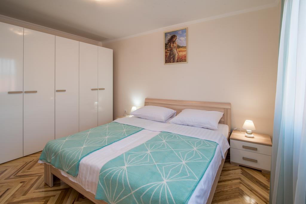 Apartman Slavko 克尔克 外观 照片