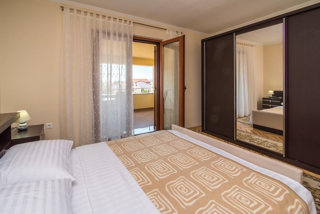 Apartman Slavko 克尔克 外观 照片